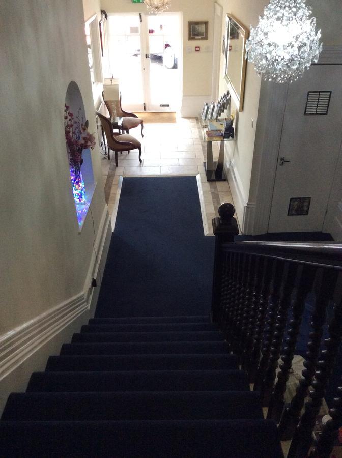Cecil Court Hotel Bournemouth Dış mekan fotoğraf