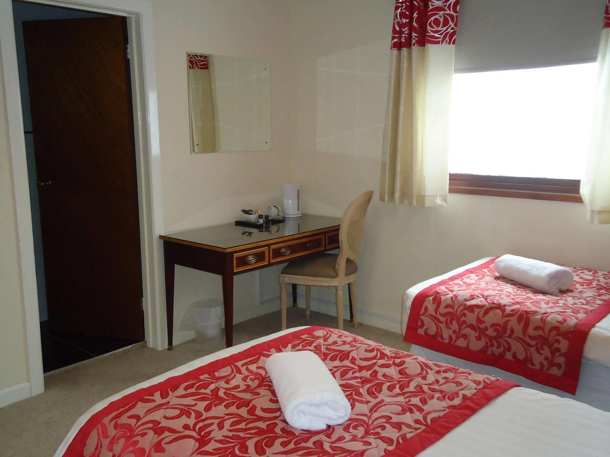Cecil Court Hotel Bournemouth Dış mekan fotoğraf